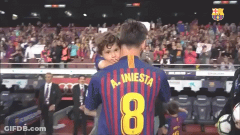A Soccer Player Wearing A Jersey With The Number 8 On It GIF