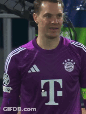 A Soccer Player Wearing A Purple Jersey With Bayern Munchen Written On It GIF