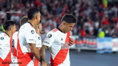 A Soccer Player Wearing A Turkish Airlines Shirt GIF