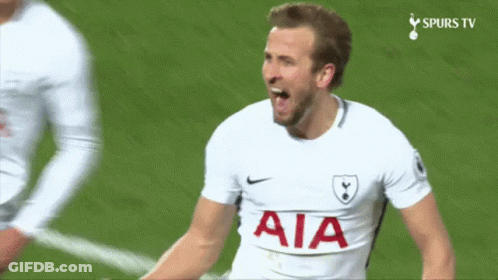 A Soccer Player Wearing A White Shirt With Aia On The Front GIF