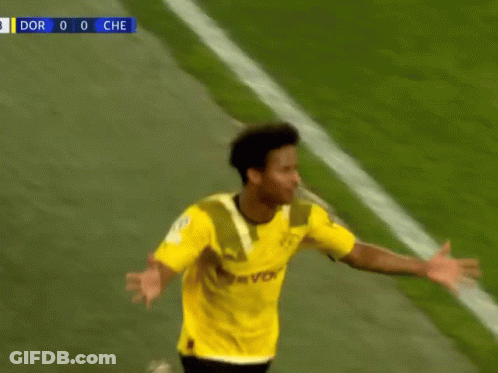 A Soccer Player Wearing A Yellow Shirt That Says " Dor " On It GIF