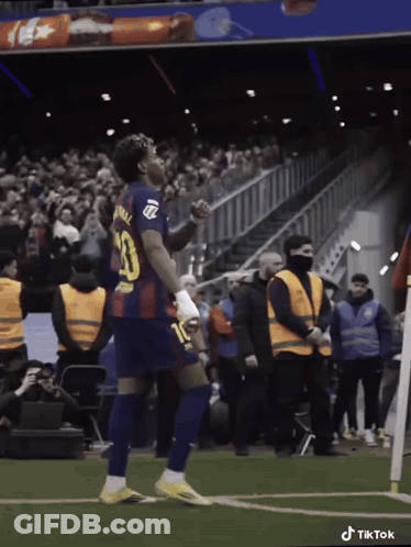 A Soccer Player With The Number 10 On His Back GIF
