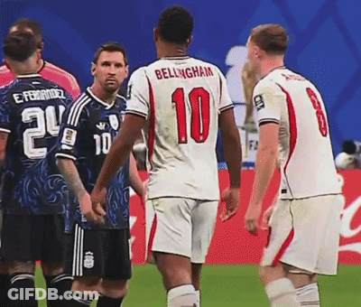 A Soccer Player With The Number 10 On The Back Of His Shirt GIF