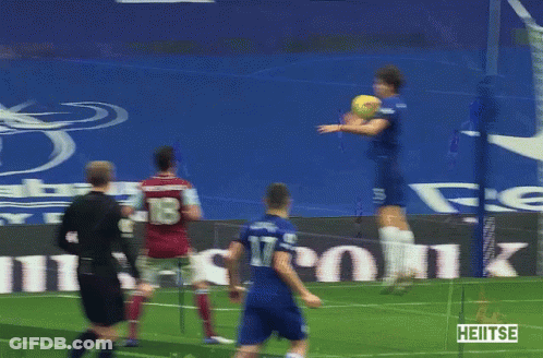 A Soccer Player With The Number 17 On The Back Of His Shirt GIF
