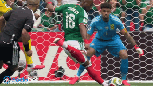 A Soccer Player With The Number 18 On The Back Of His Jersey GIF