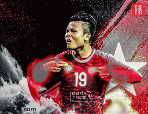 A Soccer Player With The Number 19 On Their Jersey GIF