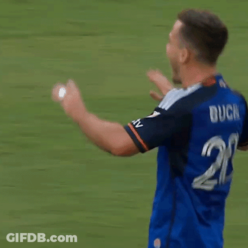 A Soccer Player With The Number 20 On His Back GIF