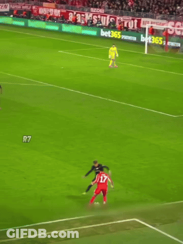 A Soccer Player With The Number 20 On Their Back GIF