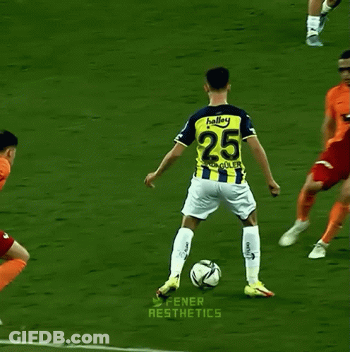 A Soccer Player With The Number 25 On The Back Of His Shirt GIF