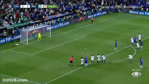 A Soccer Player With The Number 29 On The Back Of His Shirt GIF