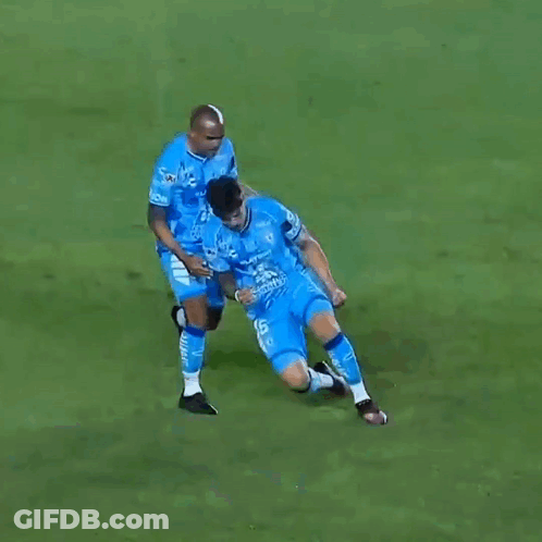 A Soccer Player With The Number 3 On The Back Of His Shirt GIF
