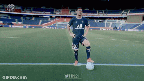A Soccer Player With The Number 30 On His Shirt GIF
