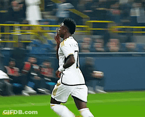 A Soccer Player With The Number 7 On His Jersey Is Running On The Field GIF