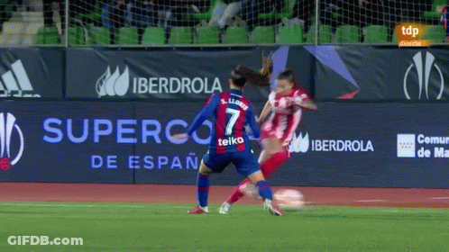 A Soccer Player With The Number 7 On Their Back GIF