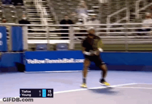 A Tennis Match Between Tiafoe And Young With A Score Of 15 To 40 GIF