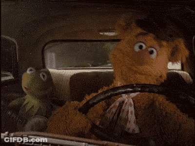 A Video Game Shows A Taxi With The Number 31 On The Back Of It GIF