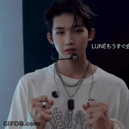 Young Man With Necklace And Microphone Lune GIF