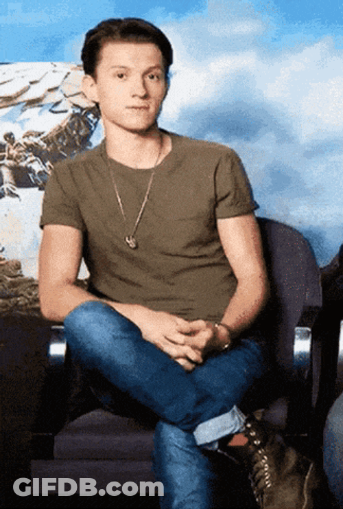 Actor-Tom-Holland 2021-Film-Spider-Man-No-Way-Home GIF