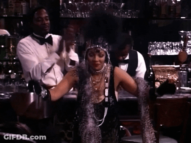 Actress Kim Fields Bow And Looking Around GIF