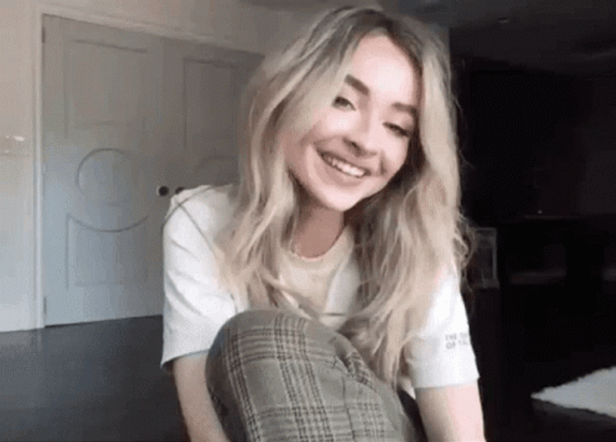 Adorable Sabrina Carpenter Flying Kiss GIF