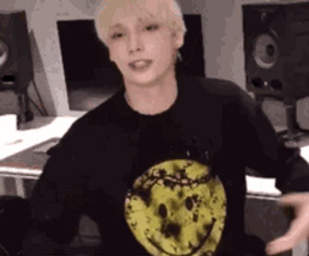 Air Hug Huening Kai TXT Kpop Idol GIF