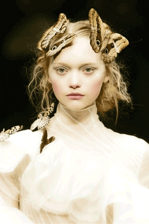 Alexander McQueen Gemma Ward 2006 GIF