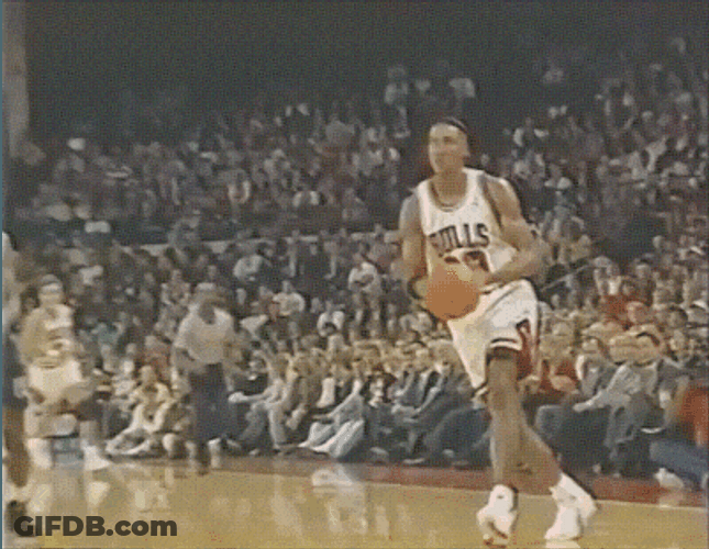 Alley Oop Assist Dunk Scottie Pipen GIF