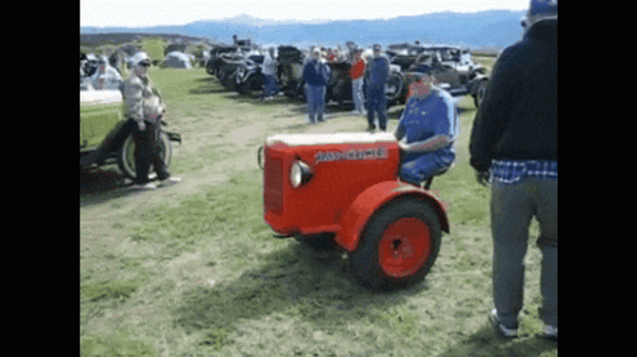 Allis Chalmers 2Wd Mini Tractor GIF