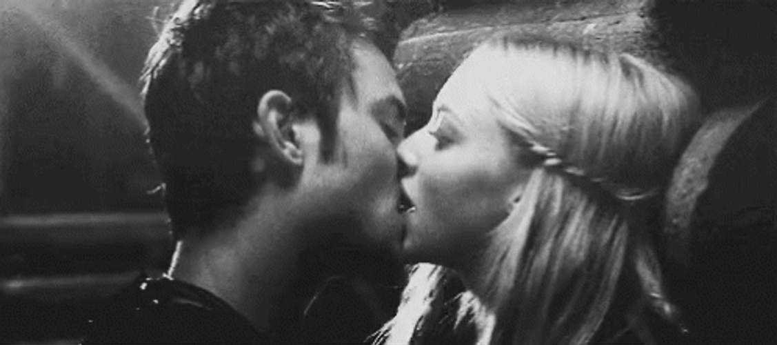 Amanda Seyfried Rough Kiss Scene GIF