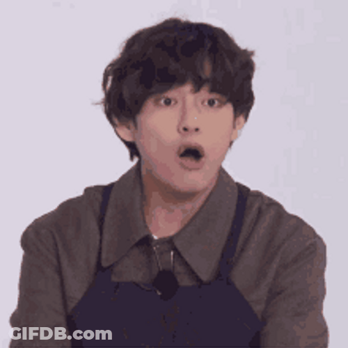 Amazed Kim Taehyung Clapping GIF