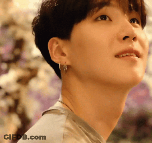 Amazed Yoongi Smiling GIF