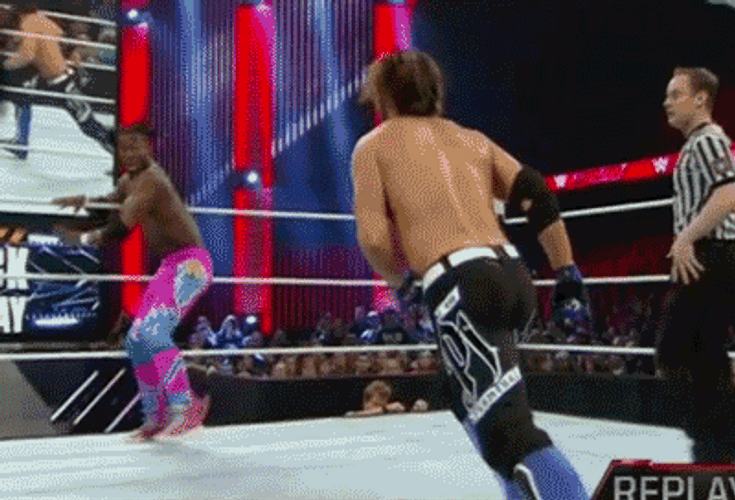 Amazing Takedown In Wrestling Match GIF