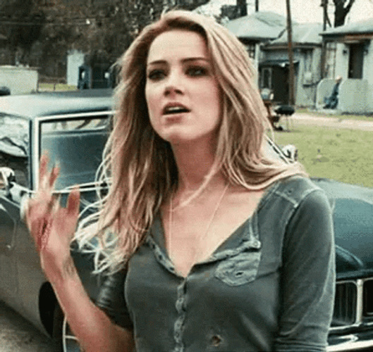 Amber Heard Pointing GIF