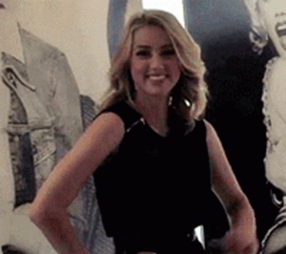Amber Heard Waving GIF