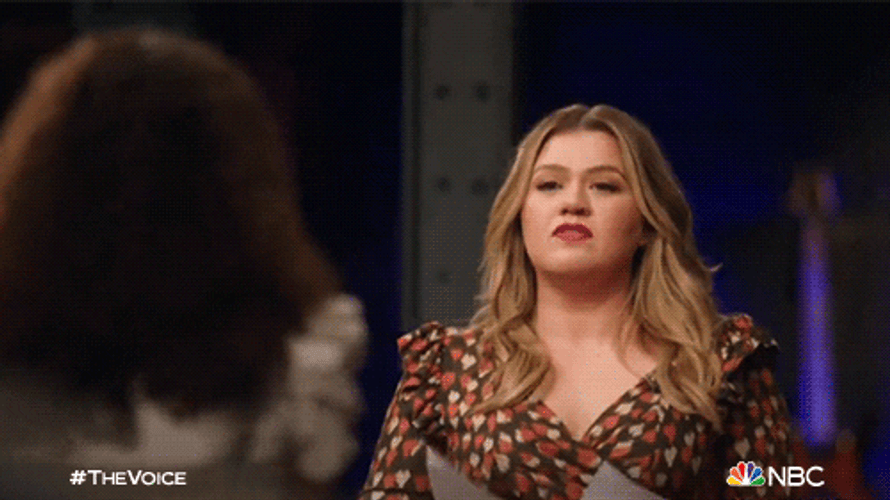 American Singer Kelly Clarkson Stank Face Dancing GIF