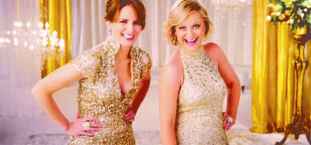 Amy Poehler Bursts Out Laughing GIF