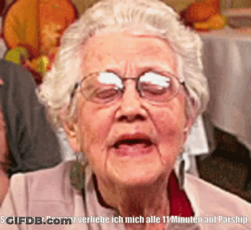 An Elderly Woman Wearing Glasses Says Seit Meiner Dement Verliebe Ich Mich Alle 11 Minuten Au Parship GIF