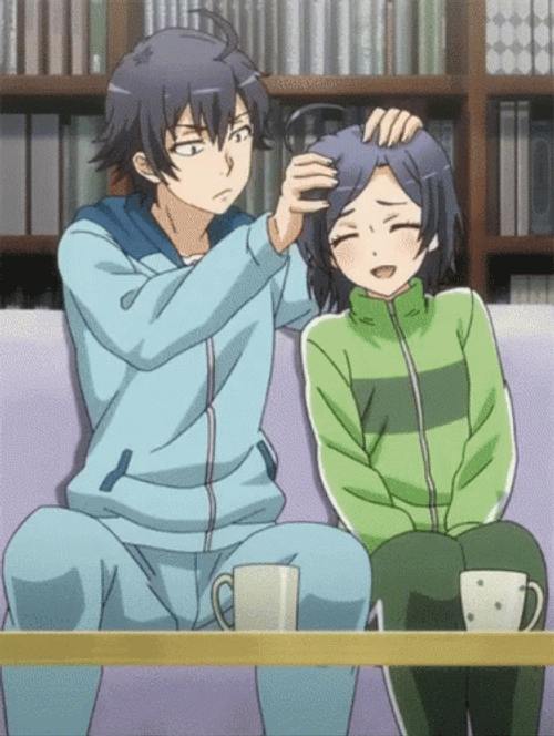Anime Couple Siblings Hachiman Komachi GIF