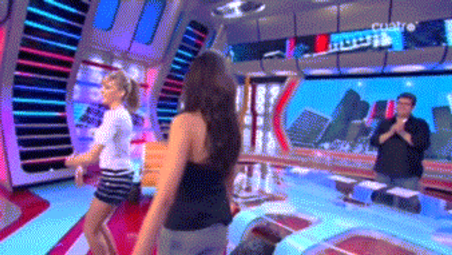 Anna Simon Paula Garber Smooch GIF