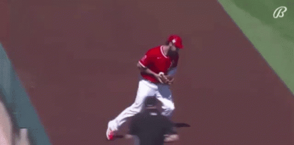 Anthony Rendon Running Across GIF
