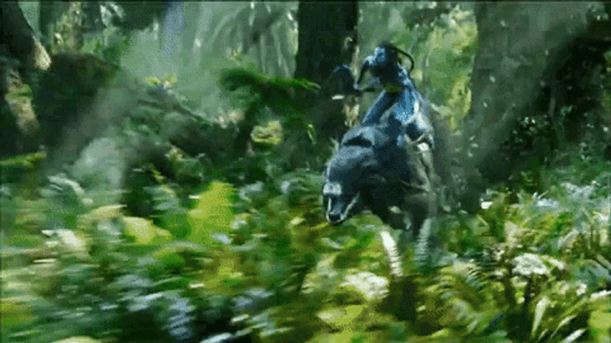 Avatar Neytiri Riding Thanator GIF