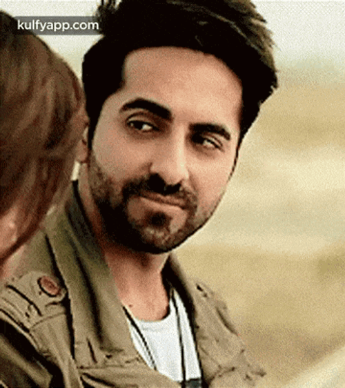 Ayushmann Khurrana.Gif GIF