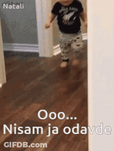 Baby Running Ooo ... Nisam Ja Odavde GIF