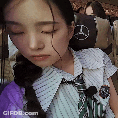 Badge Wars Jiyeon GIF