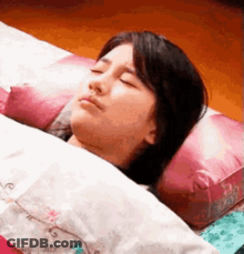 Bae Suzy Woke Up Stretching Buenos Dias Amor GIF
