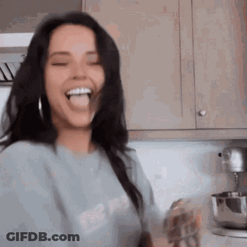 Bailando Lady Dancing In The Kitchen GIF