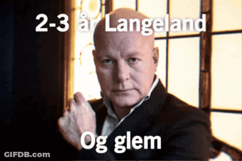 Bald Man In Suit 2-3 A Langeland Og Glem GIF