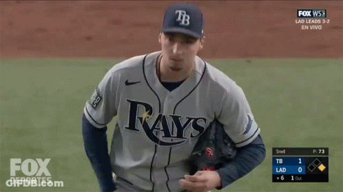 Baseball Player In Rays Jersey On Fox Deportes GIF