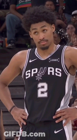 Basketball Player In Spurs Jersey GIF
