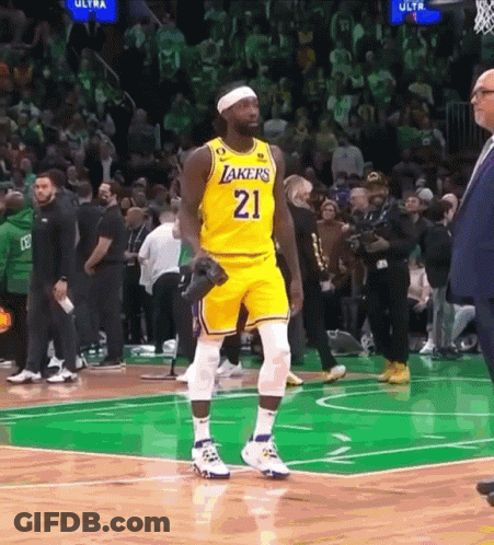Basketball Player In Yellow Lakers Jersey GIF